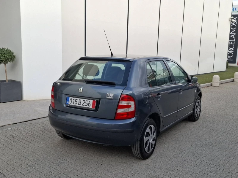 Skoda Fabia 1.2I(64)* FACELIFT* НОВ ВНОС* , снимка 9 - Автомобили и джипове - 48042578