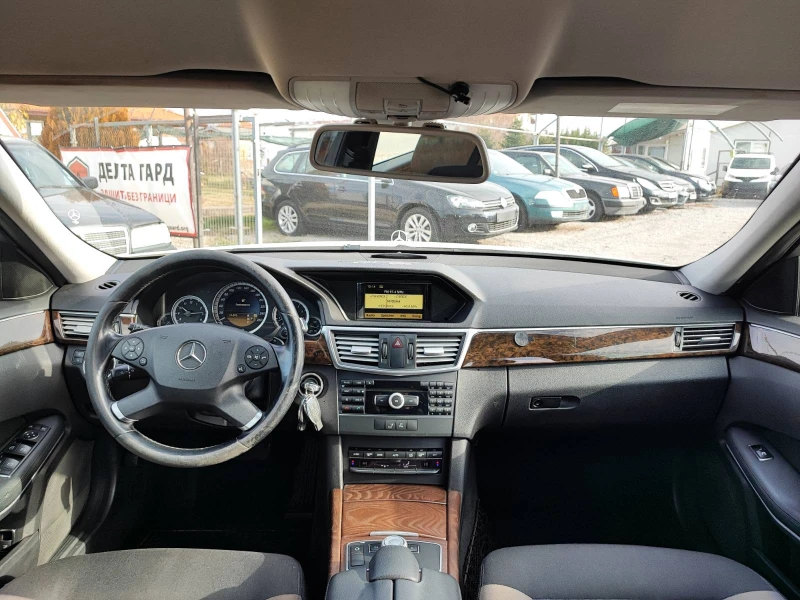 Mercedes-Benz E 350 SWISS* 4MATIC* /Опция газ/, снимка 12 - Автомобили и джипове - 48141258