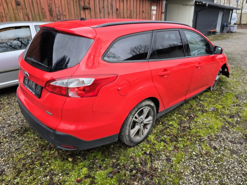 Ford Focus 1.0i, снимка 7 - Автомобили и джипове - 48539548