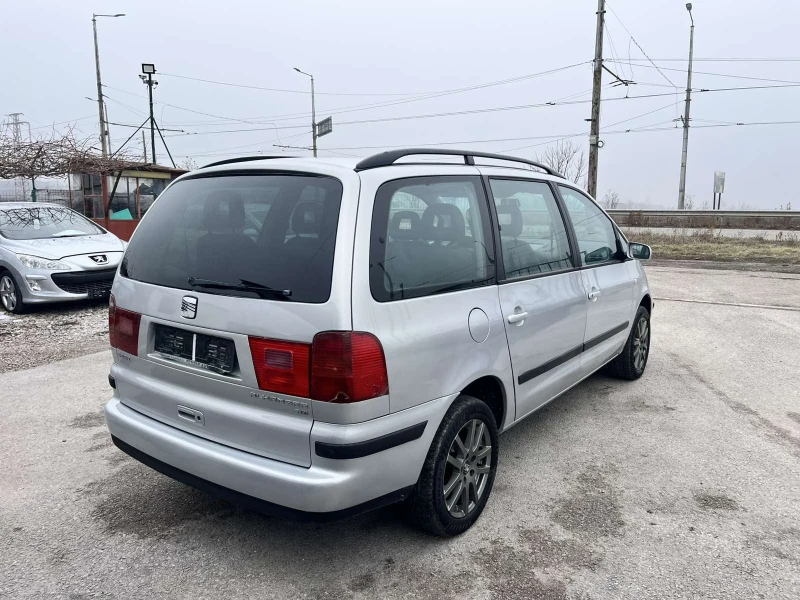 Seat Alhambra 1.9TDI 6скр. 7места 116к.с. Italia, снимка 5 - Автомобили и джипове - 49289030