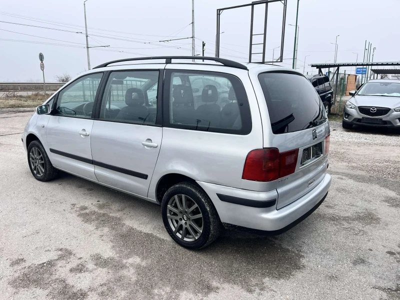 Seat Alhambra 1.9TDI 6скр. 7места 116к.с. Italia, снимка 8 - Автомобили и джипове - 49289030