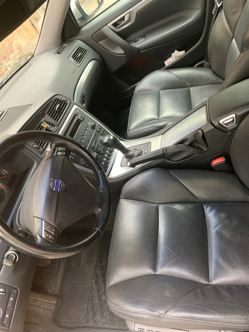 Volvo S60 2.5 T AWD, снимка 7 - Автомобили и джипове - 52498278