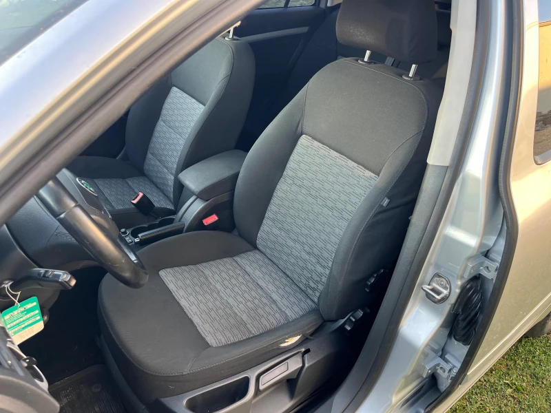 Skoda Octavia 1.8TSI 4X4, снимка 17 - Автомобили и джипове - 51897306