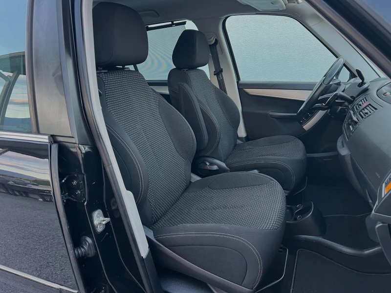 Citroen C4 Picasso 1.6eHDi Автоматик 7-местен ПРОЧЕТИ ОПИСАНИЕТО, снимка 14 - Автомобили и джипове - 52110477