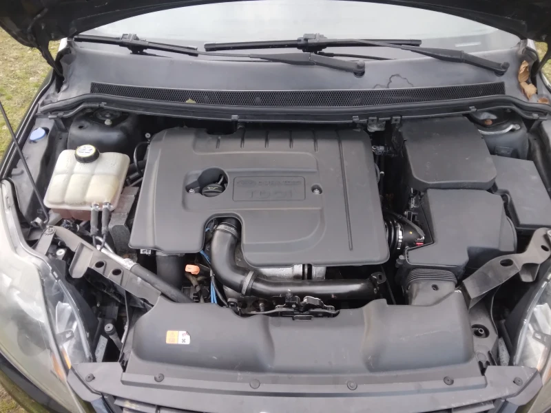 Ford Focus TDCI, снимка 14 - Автомобили и джипове - 52344161