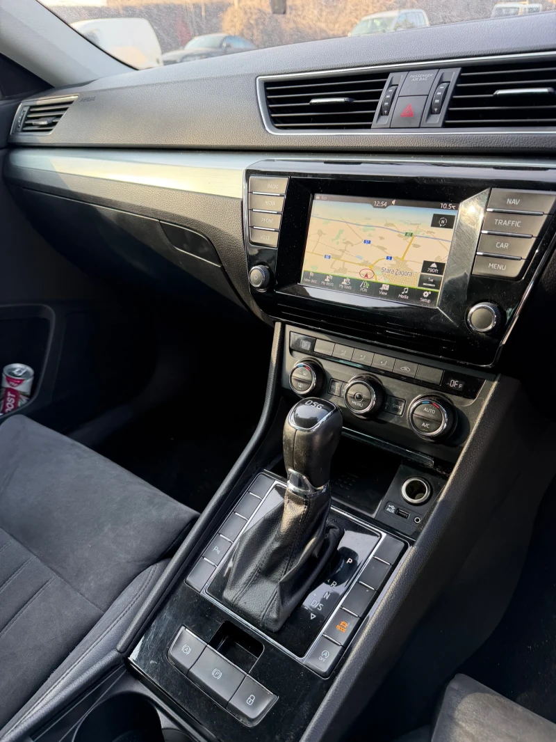 Skoda Superb 2.0tdi dsg, снимка 9 - Автомобили и джипове - 53288811