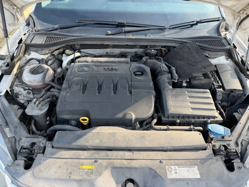 Skoda Superb 2.0tdi dsg, снимка 5 - Автомобили и джипове - 53288811