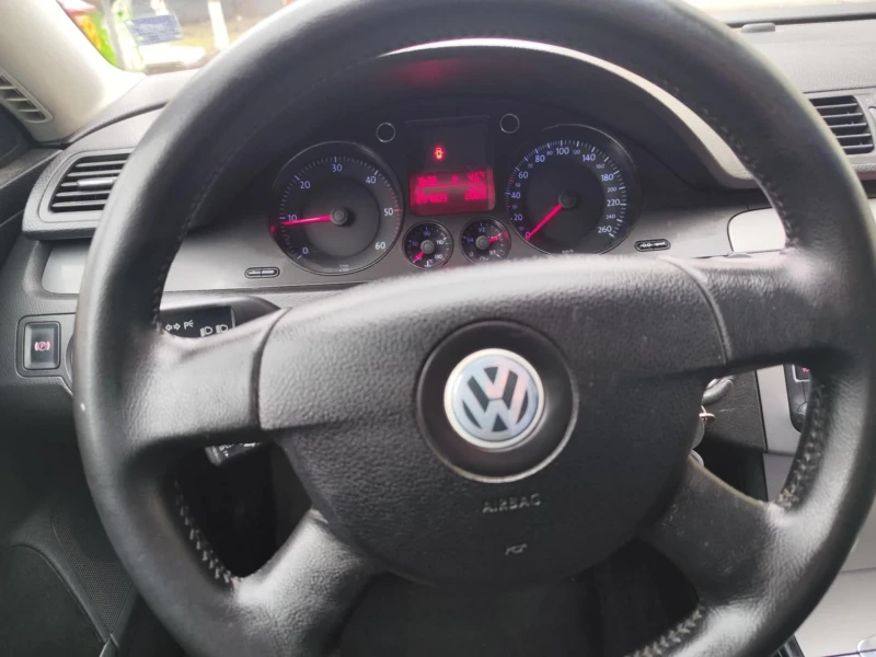 VW Passat 2.0, 140 к.с., 8 V, снимка 8 - Автомобили и джипове - 53473988