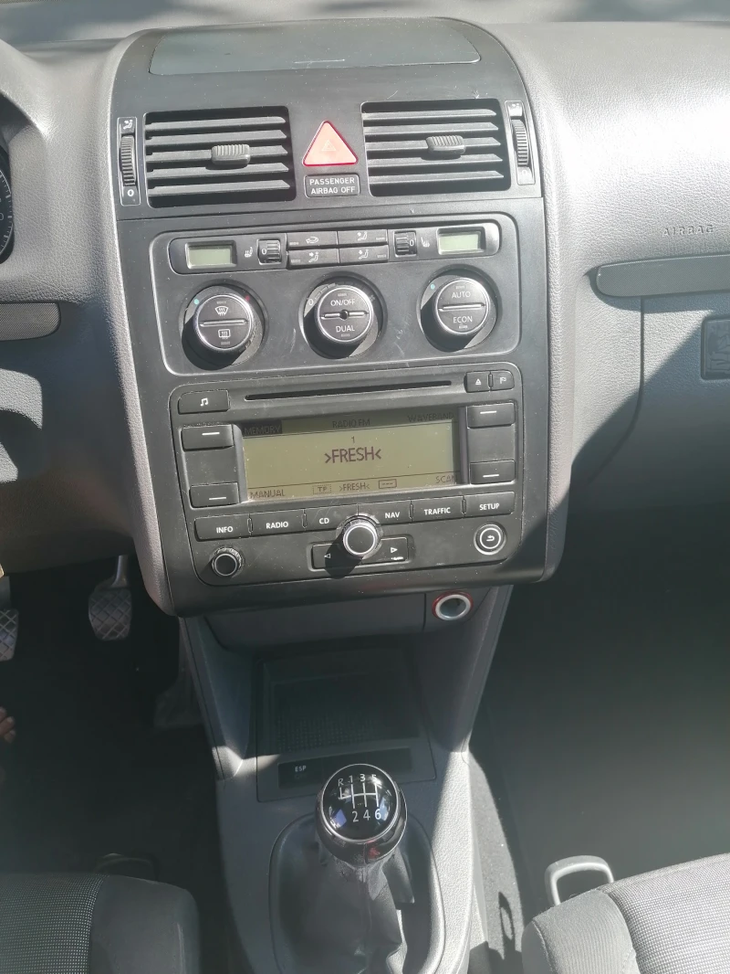 VW Touran 1, 9 TDI, снимка 6 - Автомобили и джипове - 53562981