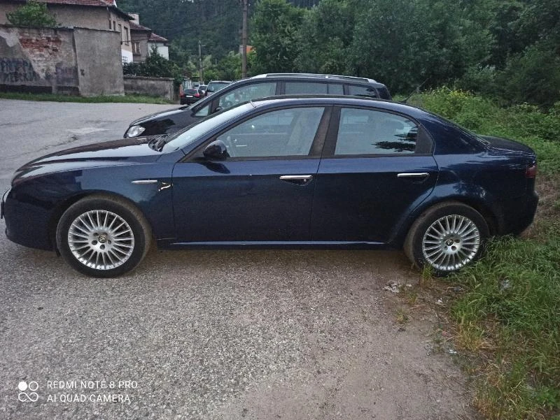 Alfa Romeo 159 1.9 JTS - изображение 6