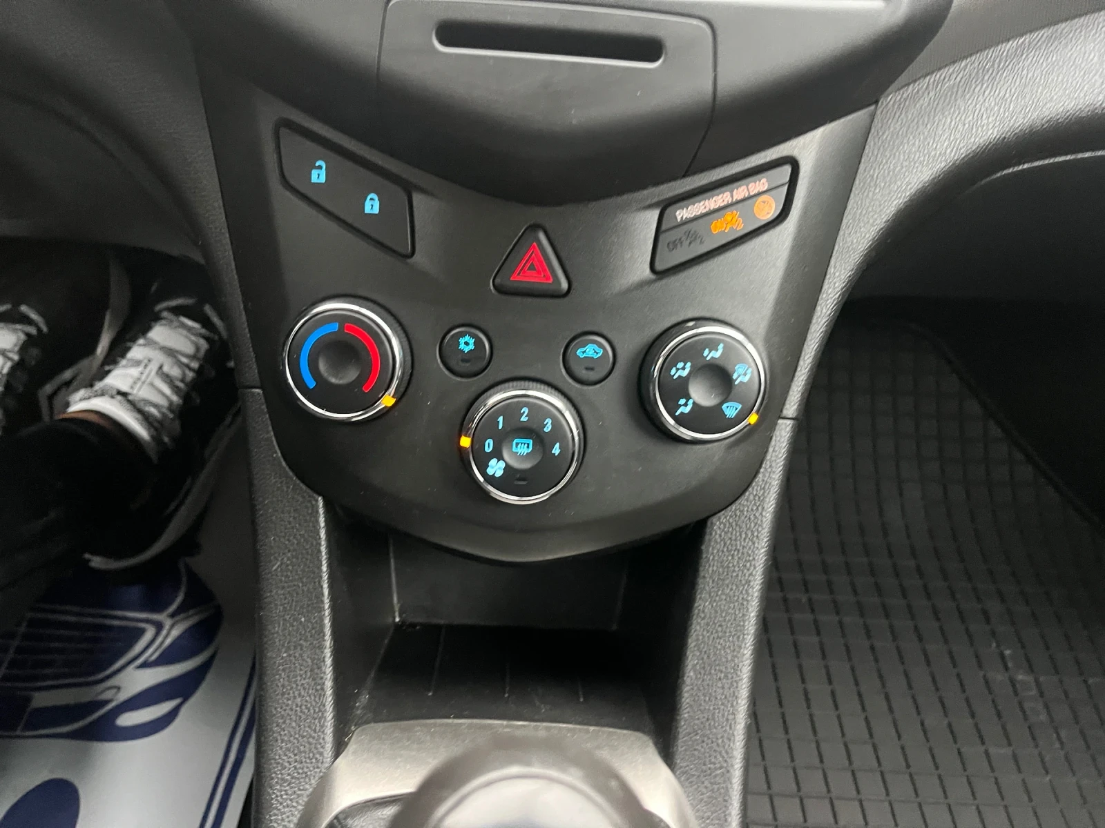 Chevrolet Aveo 1.2 бензин | Mobile.bg — изображение 13