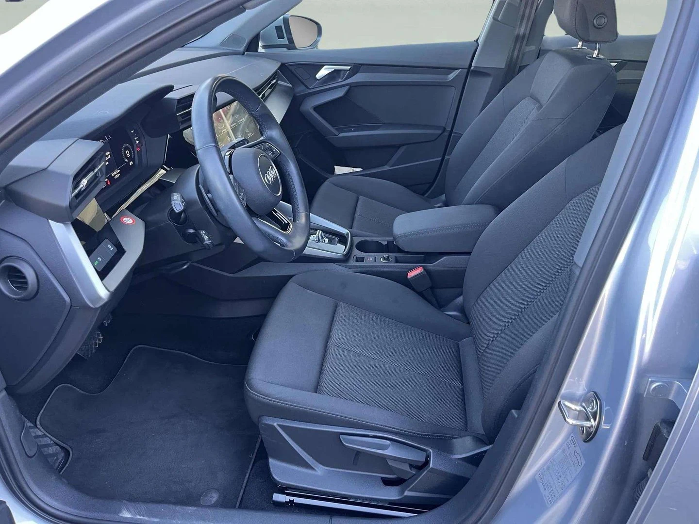 Audi A3 Limousine Advanced 30 TDI - изображение 5