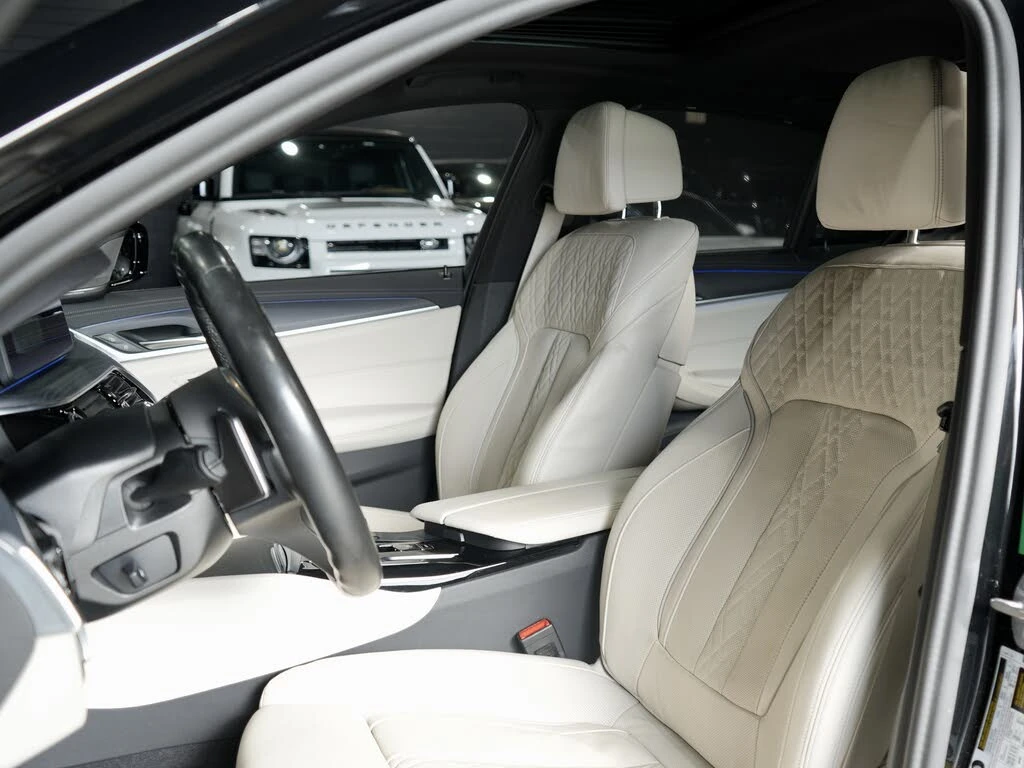 BMW 540 XDRIVE * H&K * MASSAGE * AMBIENT * ОБДУХВАНЕ  - изображение 7