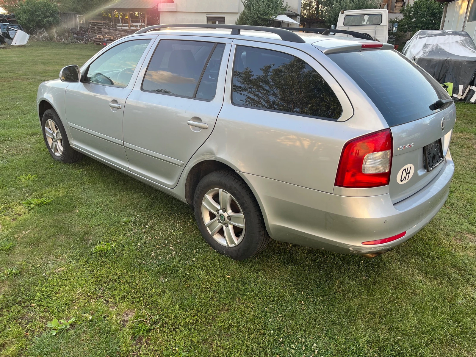 Skoda Octavia 1.8TSI 4X4 - изображение 7