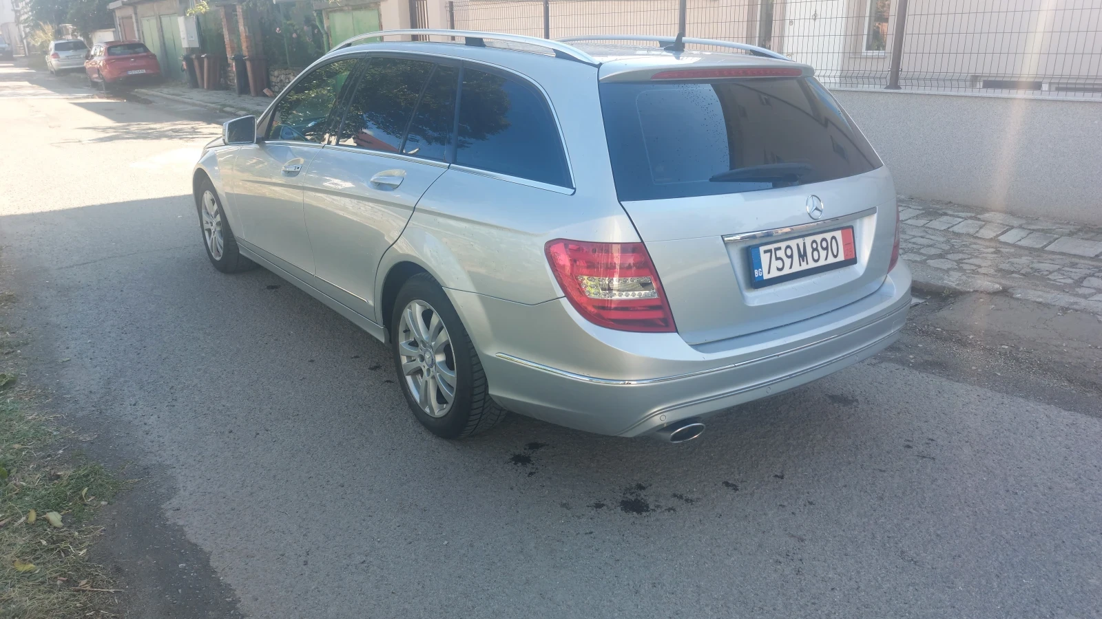 Mercedes-Benz C 220 2.2 Автомат - изображение 6
