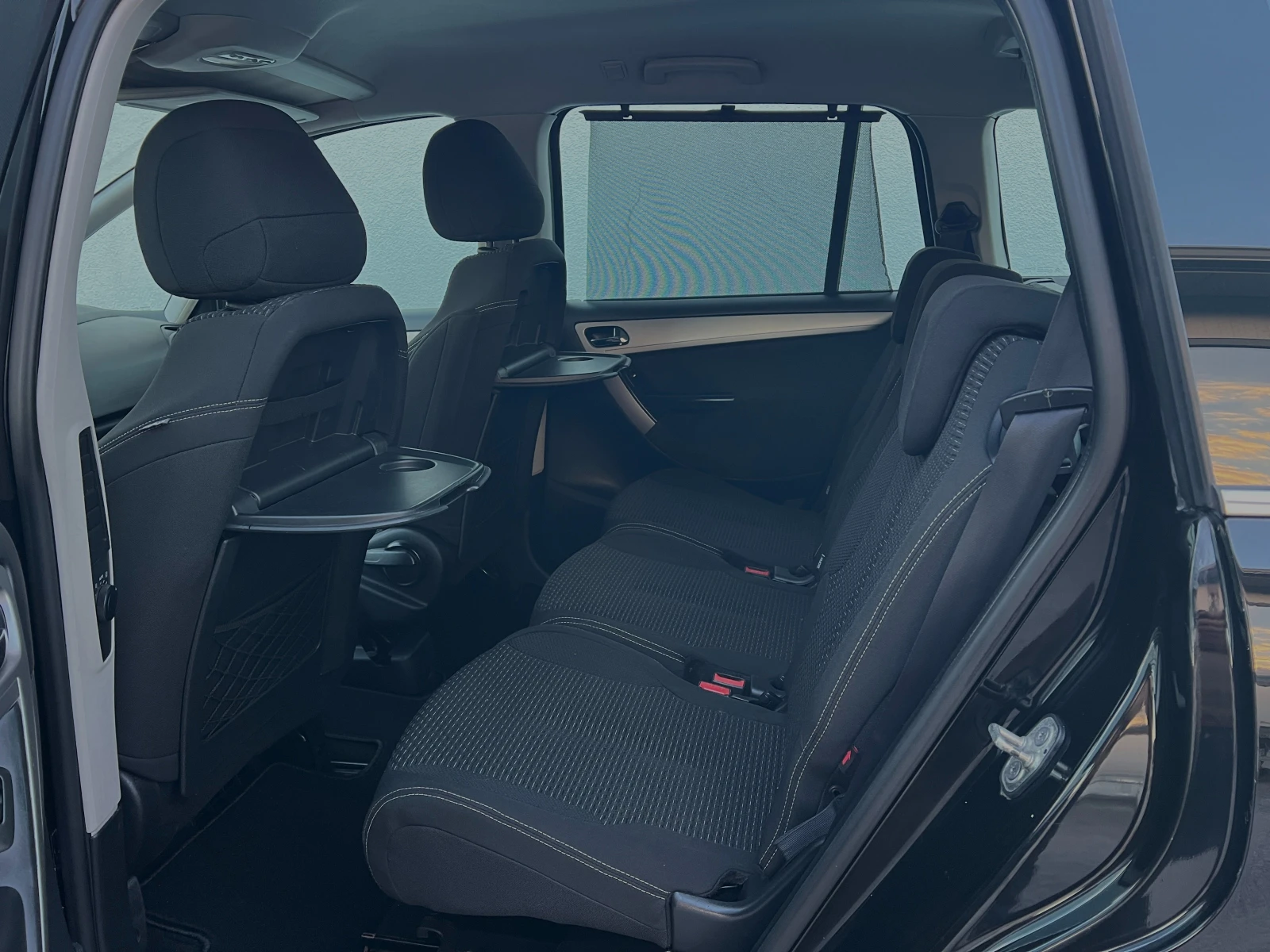 Citroen C4 Picasso 1.6eHDi  7-   | Mobile.bg   12