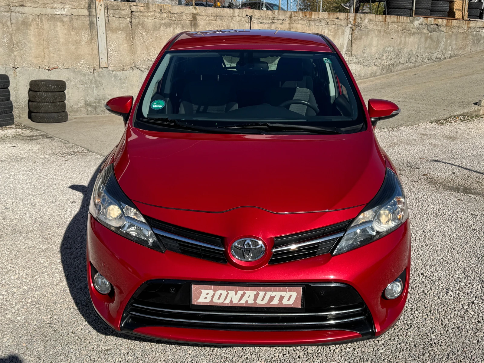 Toyota Verso 1.6D4D-ПЕРФЕКТНА - изображение 2