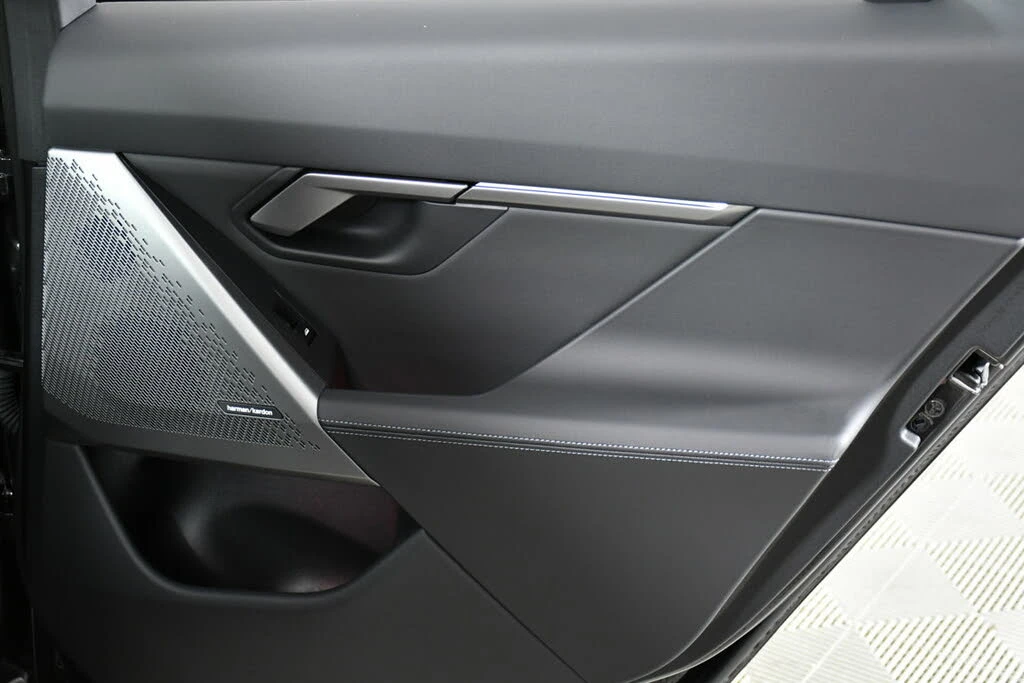 BMW i5 xDrive40* *    | Mobile.bg   14