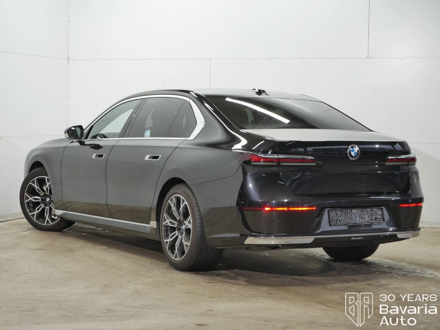 BMW 740 d xDrive Sportautomatic - изображение 2