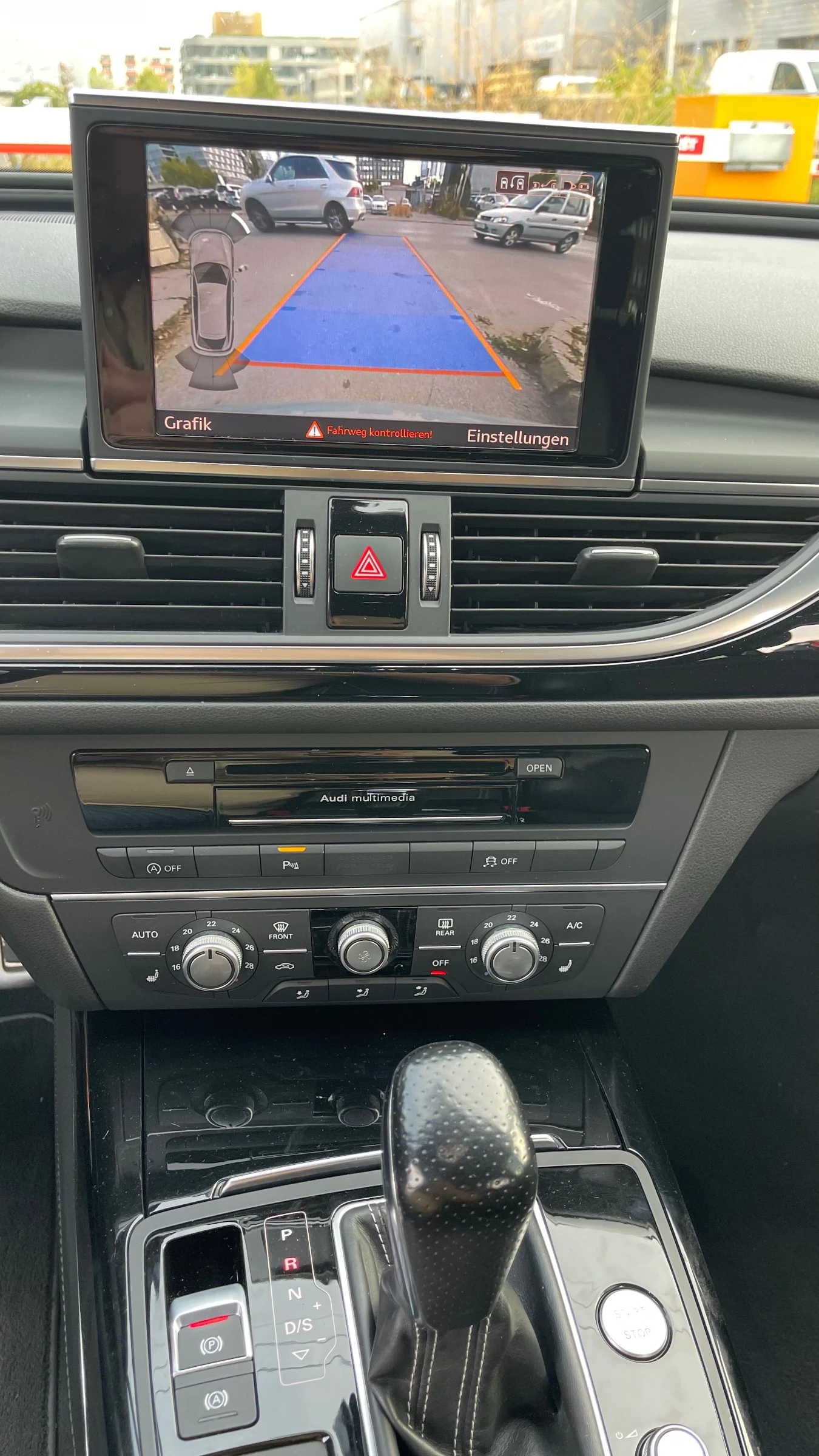 Audi A6 3.0TDi S-Line , снимка 7 - Автомобили и джипове - 53909711