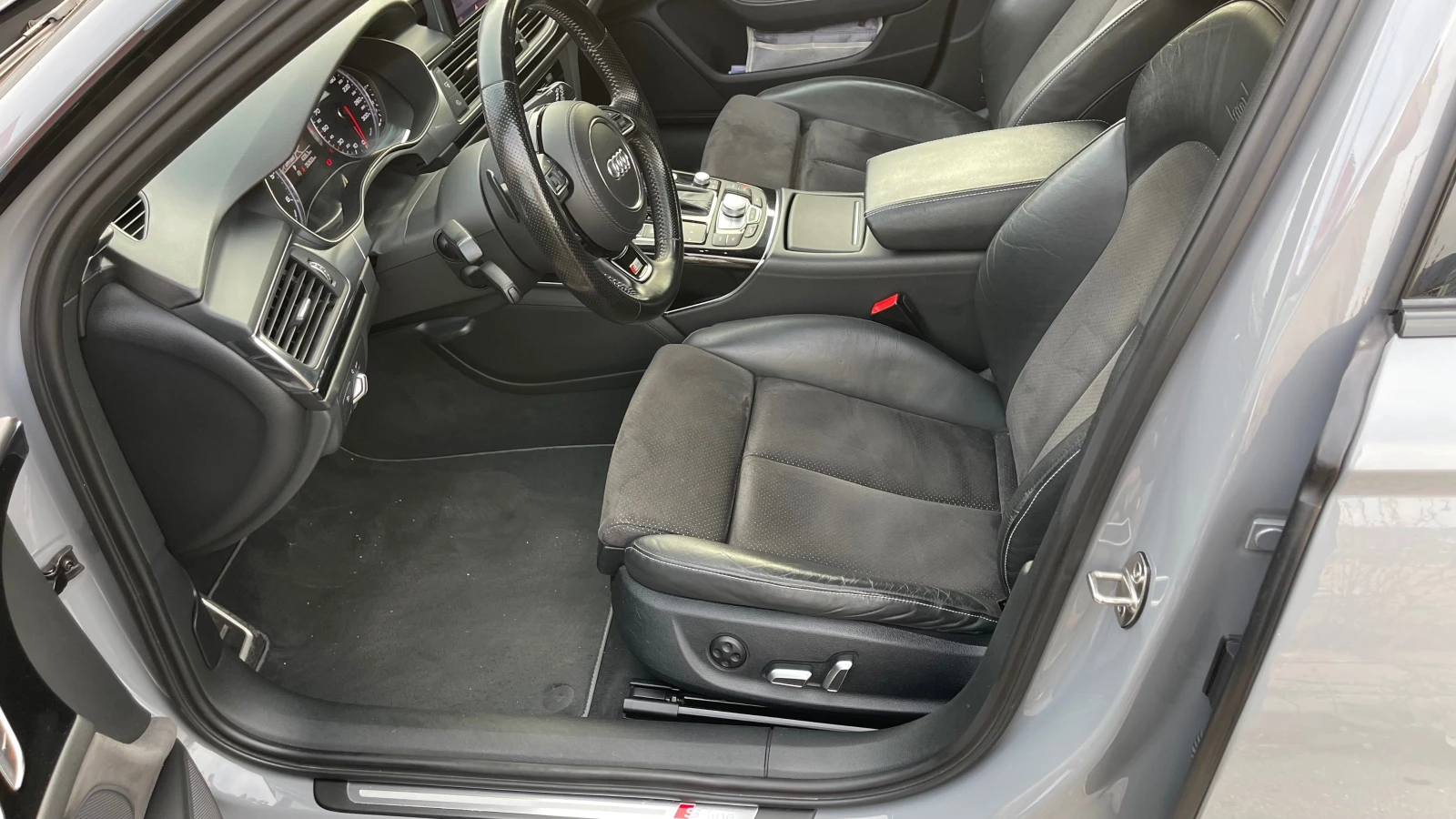 Audi A6 3.0TDi S-Line , снимка 5 - Автомобили и джипове - 53909711