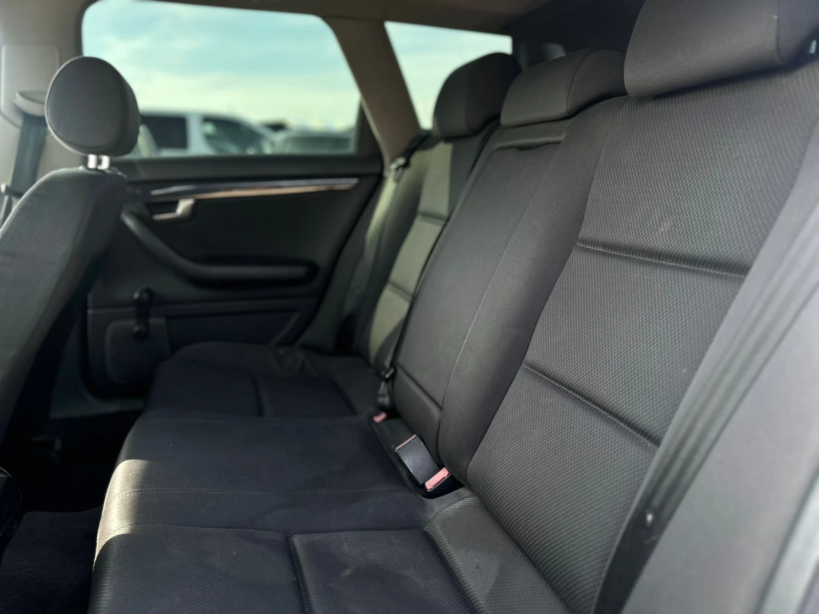 Audi A4 / 1.9 TDI / 131 HP / , снимка 11 - Автомобили и джипове - 53994169