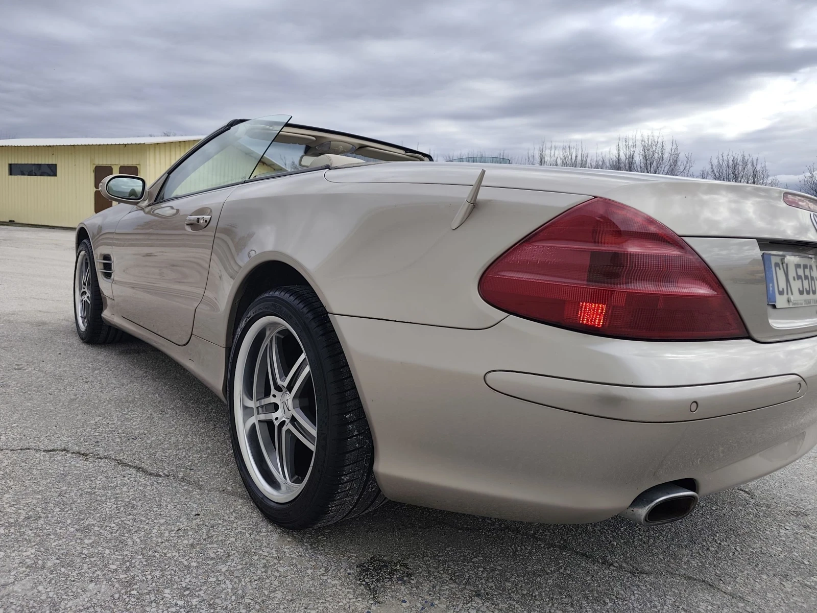 Mercedes-Benz SL 500, снимка 3 - Автомобили и джипове - 54030160