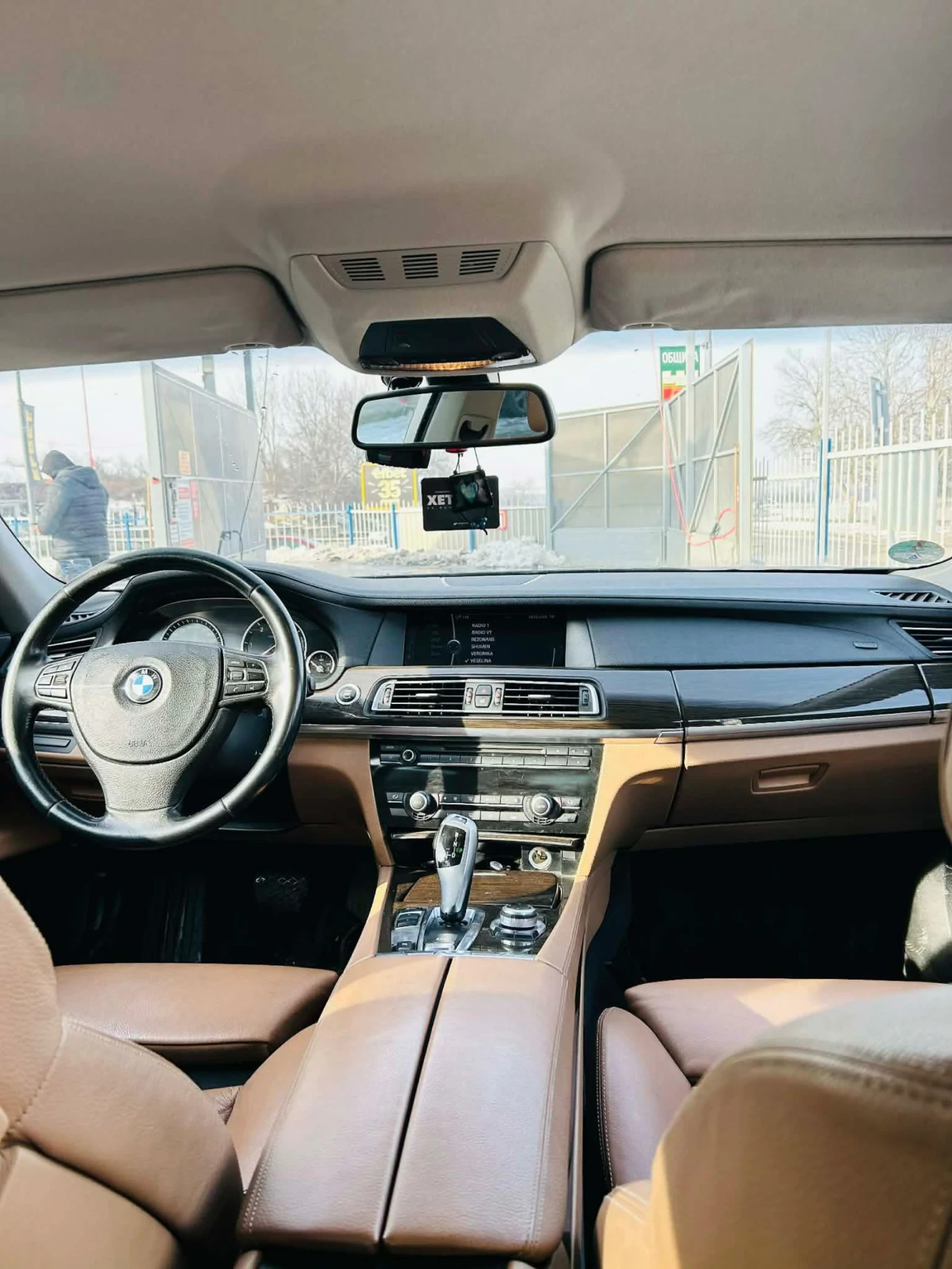 BMW 730, снимка 13 - Автомобили и джипове - 54808551