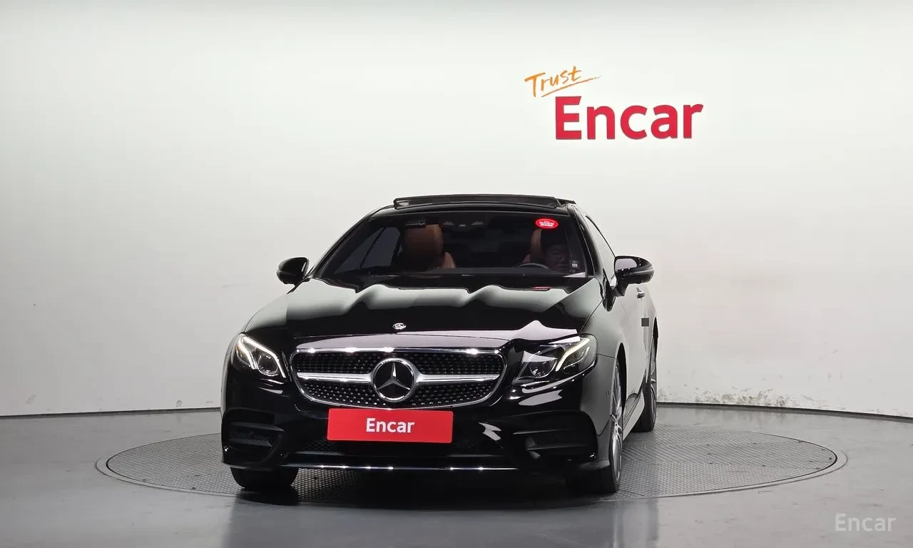 Mercedes-Benz E 400 AMG ПАКЕТ/BURMESTER/ОБДУХ/HEAD UP/DISTRONIC/360CAM, снимка 3 - Автомобили и джипове - 55077787