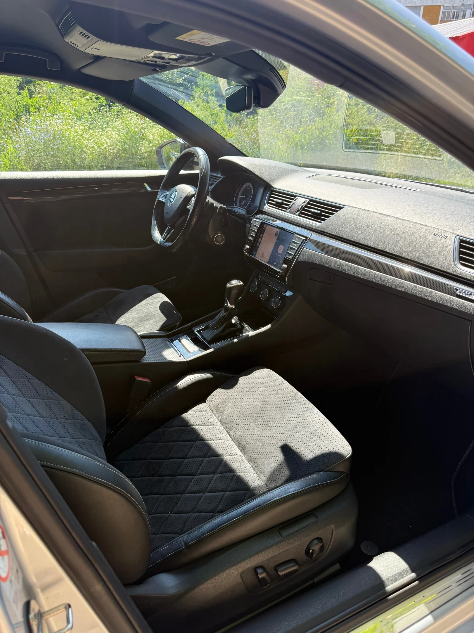 Skoda Superb Sportline, снимка 10 - Автомобили и джипове - 55161169