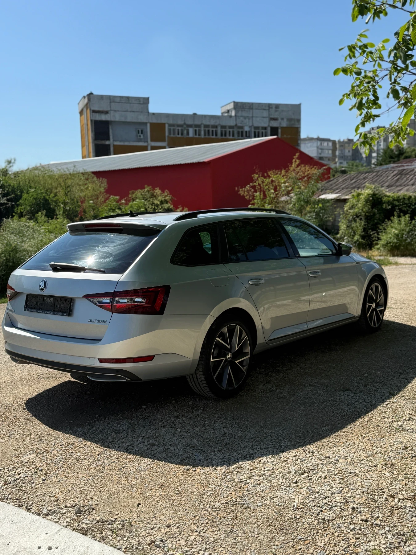 Skoda Superb Sportline, снимка 4 - Автомобили и джипове - 55161169