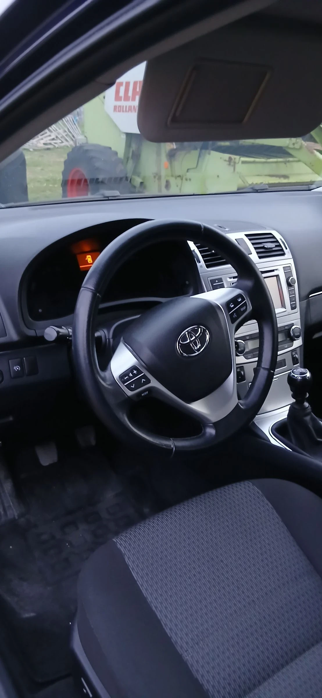 Toyota Avensis T27 1.8 147hp, снимка 8 - Автомобили и джипове - 55471877
