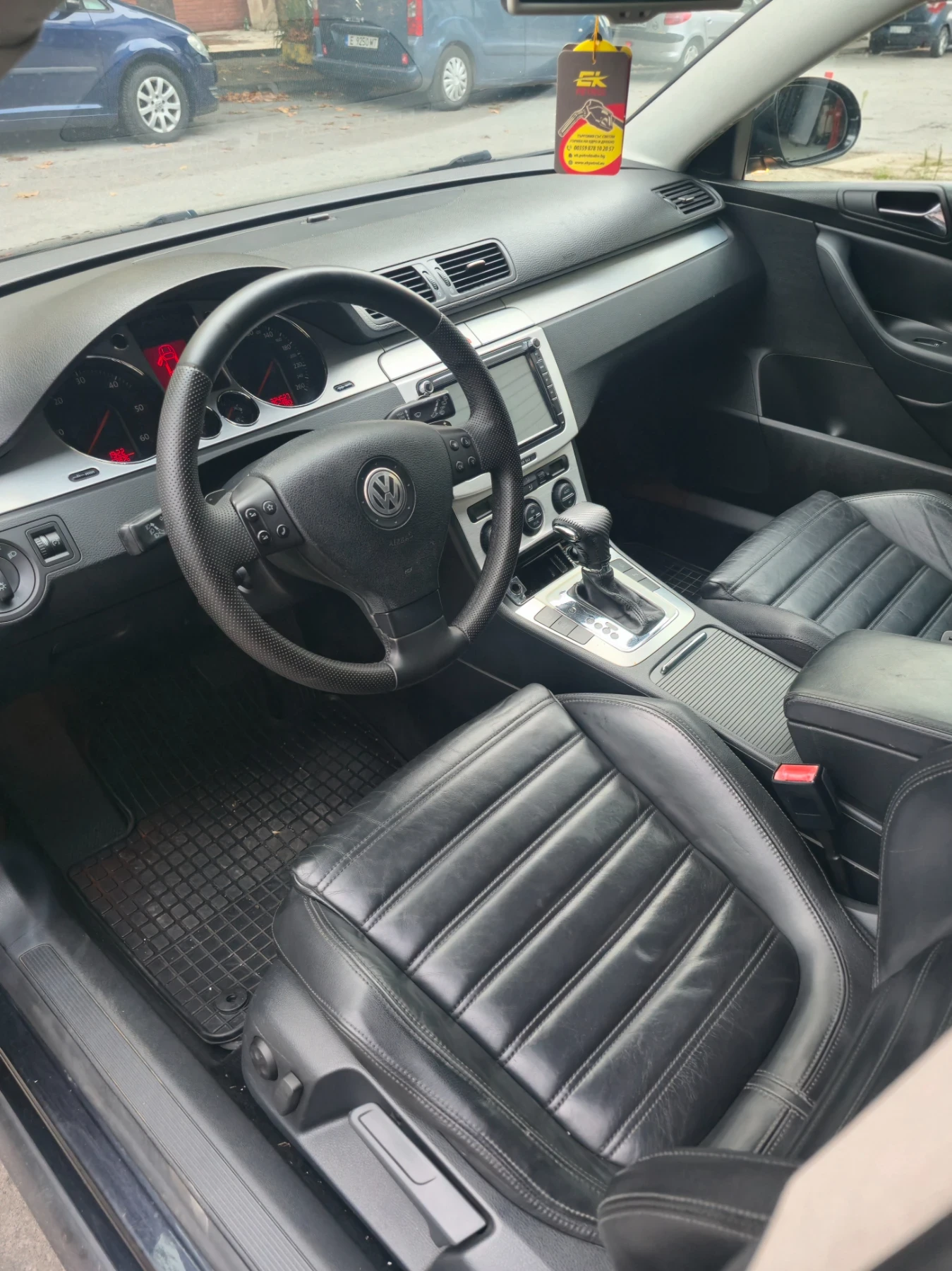 VW Passat  2.0TDI 170к.с Highline, снимка 4 - Автомобили и джипове - 55937780