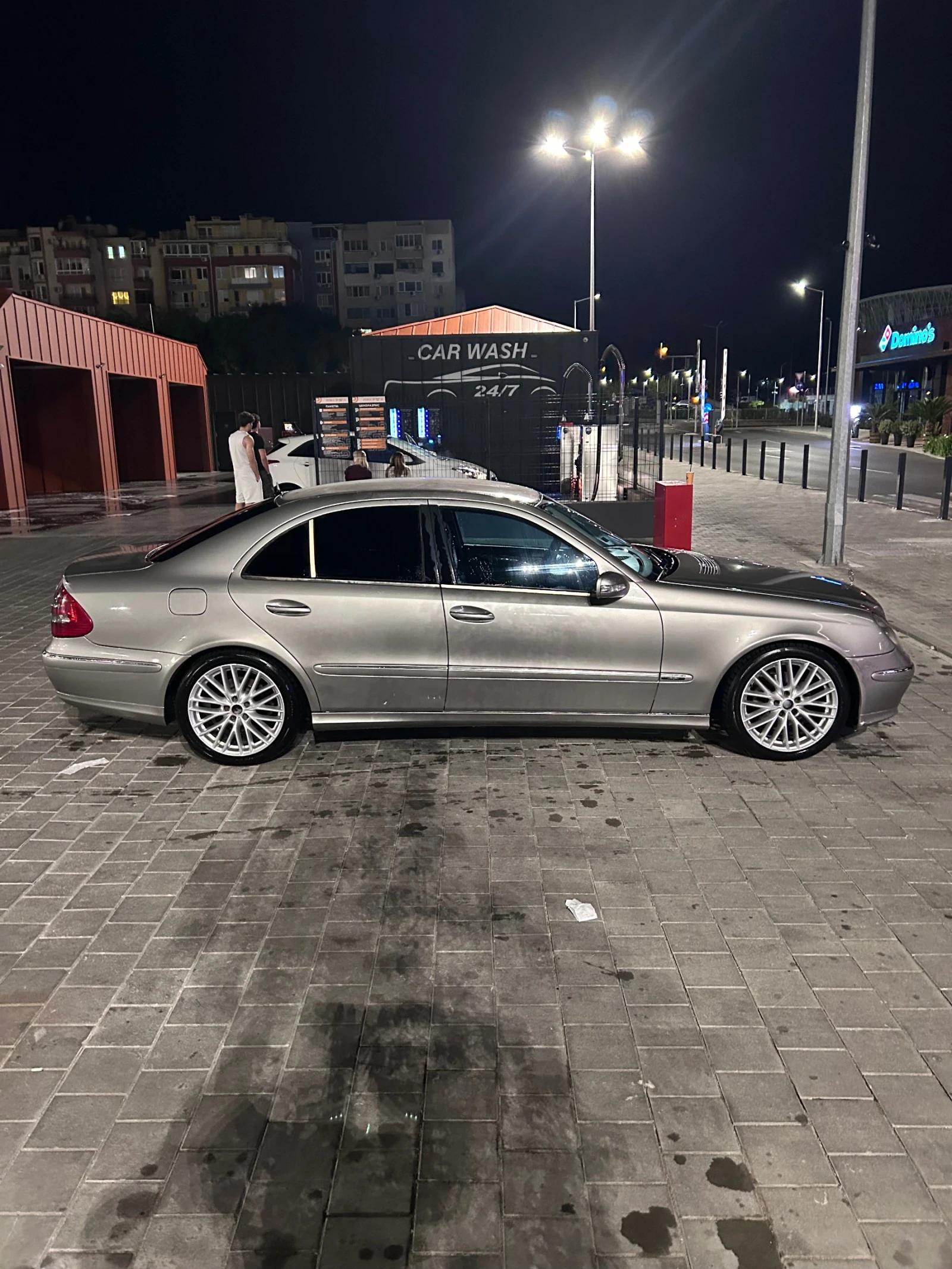 Mercedes-Benz E 320, снимка 5 - Автомобили и джипове - 55941826