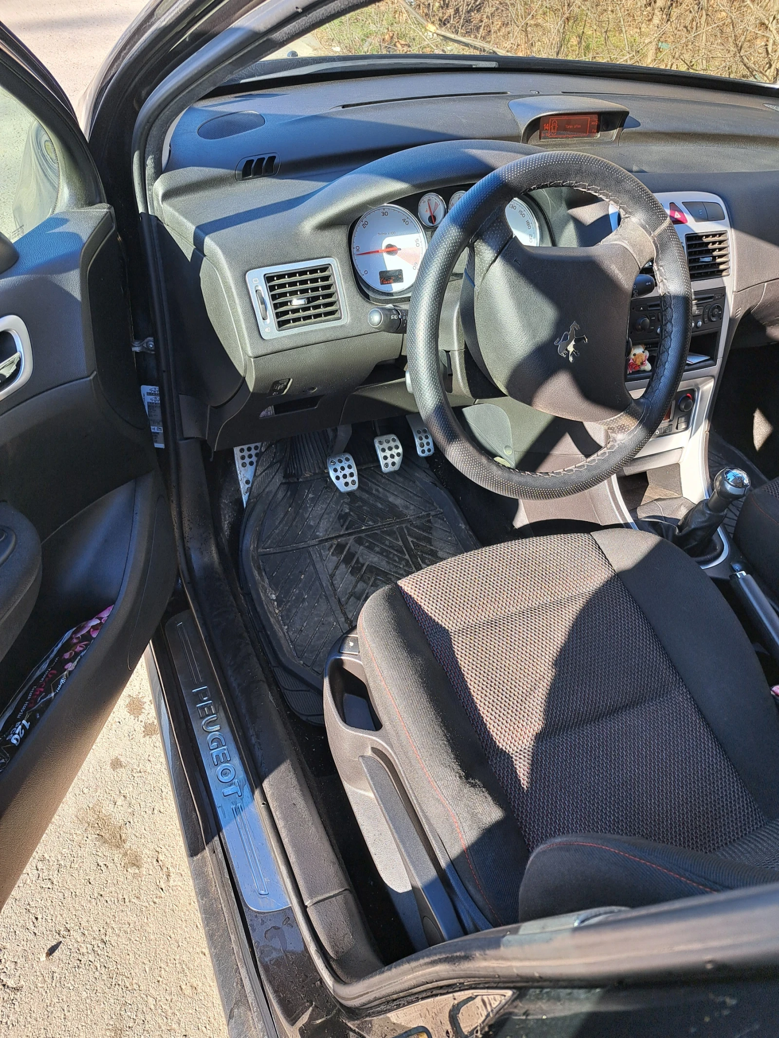 Peugeot 307 1, 6 HDI/110 к.с., снимка 4 - Автомобили и джипове - 56156102