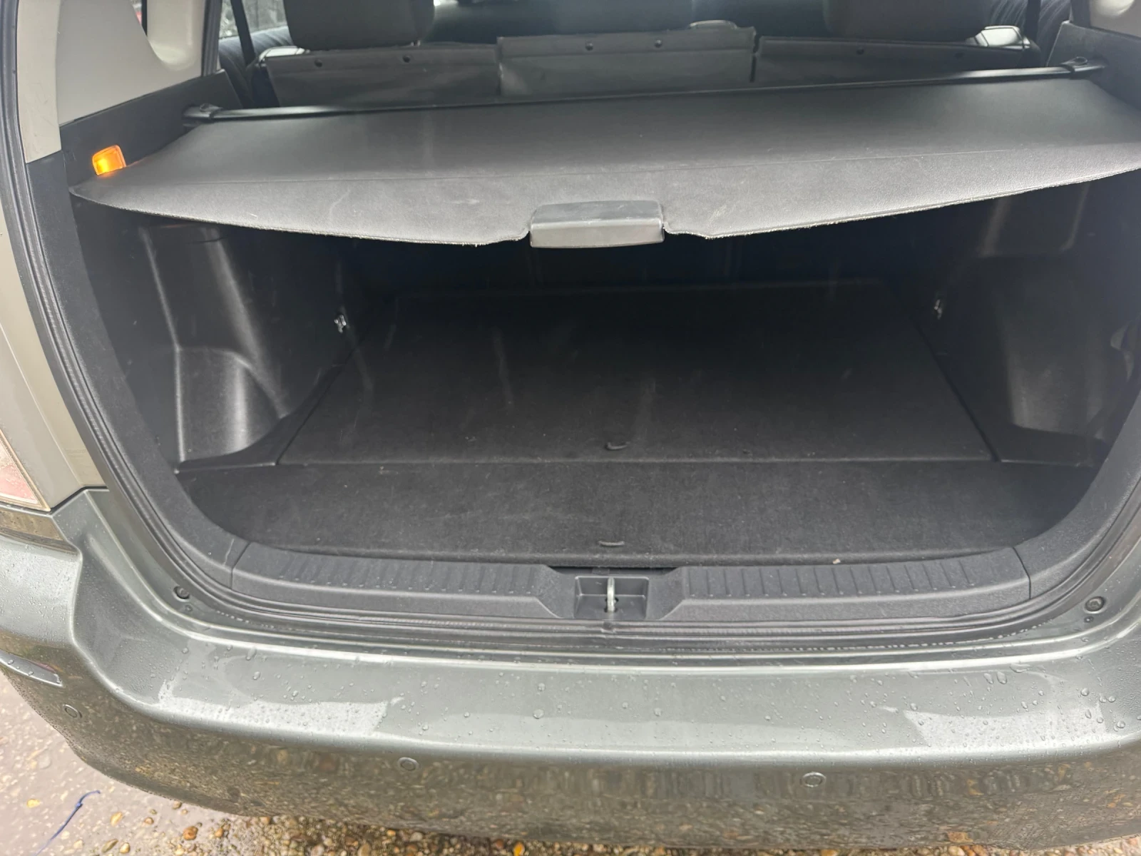 Toyota Corolla verso 2200-136 d4d 6 �������� | Mobile.bg � ����������� 15