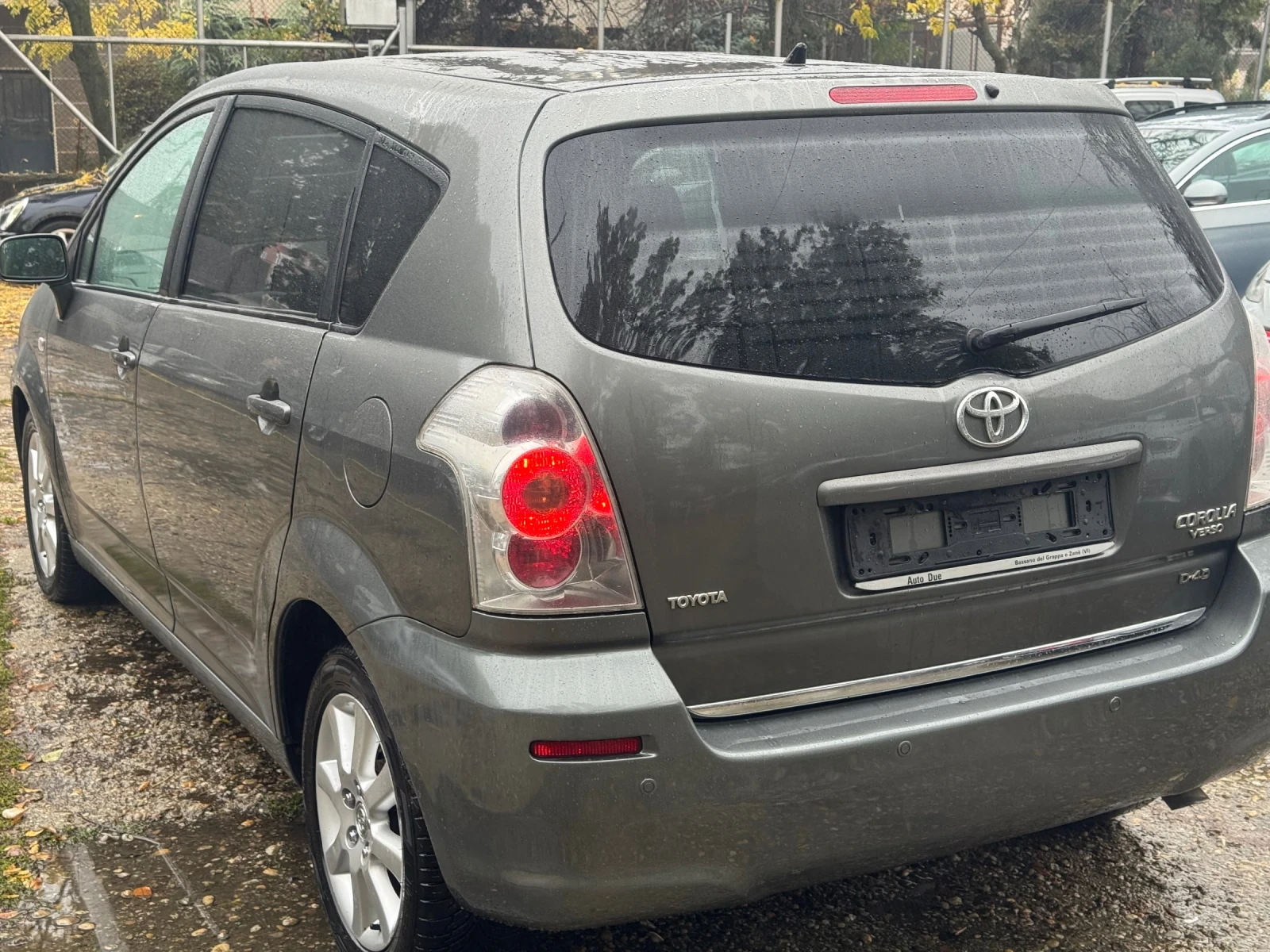 Toyota Corolla verso 2200-136 d4d 6 �������� | Mobile.bg � ����������� 7