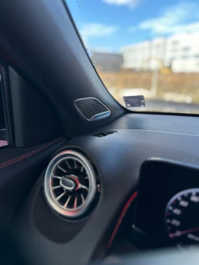 Mercedes-Benz GLB 35 AMG, снимка 8