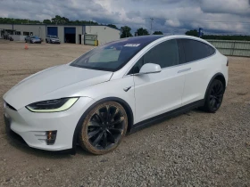 ������ Tesla Model X