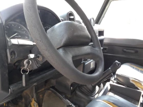 Land Rover Defender 110 - 8200 € / 16037.81 лв. - 94230567 7