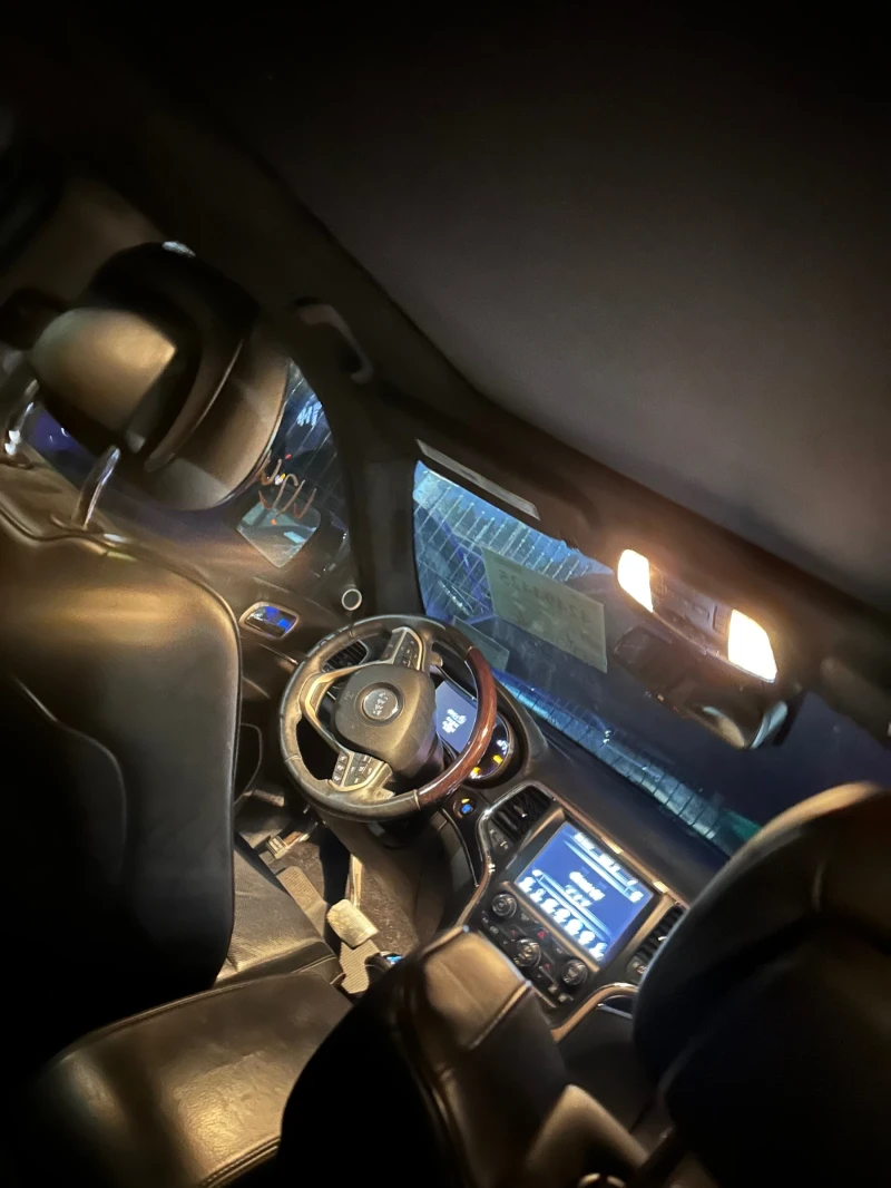 Jeep Grand cherokee SUMMIT 5, 7 HEMI, снимка 5 - Автомобили и джипове - 52297128