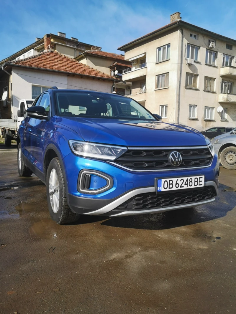 VW T-Roc 1.5 TSI, Бензин, Автоматик, снимка 5 - Автомобили и джипове - 53494994