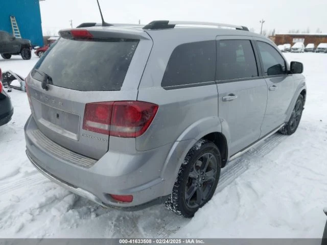 Dodge Journey * JOURNEY CROSSROAD AWD* CARFAX* , снимка 8 - Автомобили и джипове - 49384976