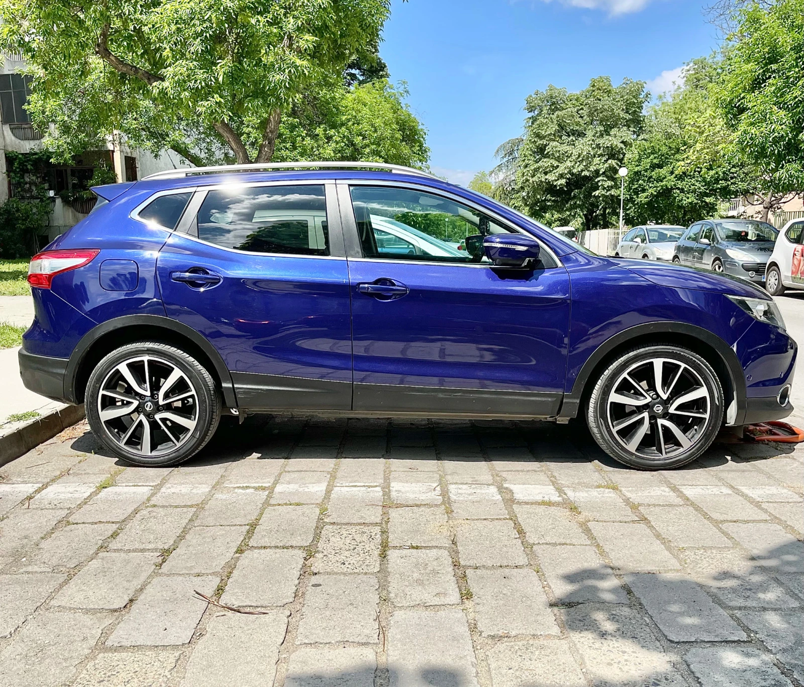 Nissan Qashqai 1.2 Tekna full Panorama kam.360 start/stop - изображение 6