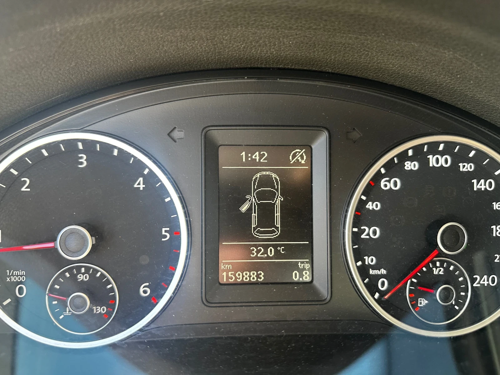 VW Tiguan 2.0 TDI | 4motion | автоматик | кожа  | Mobile.bg — изображение 11