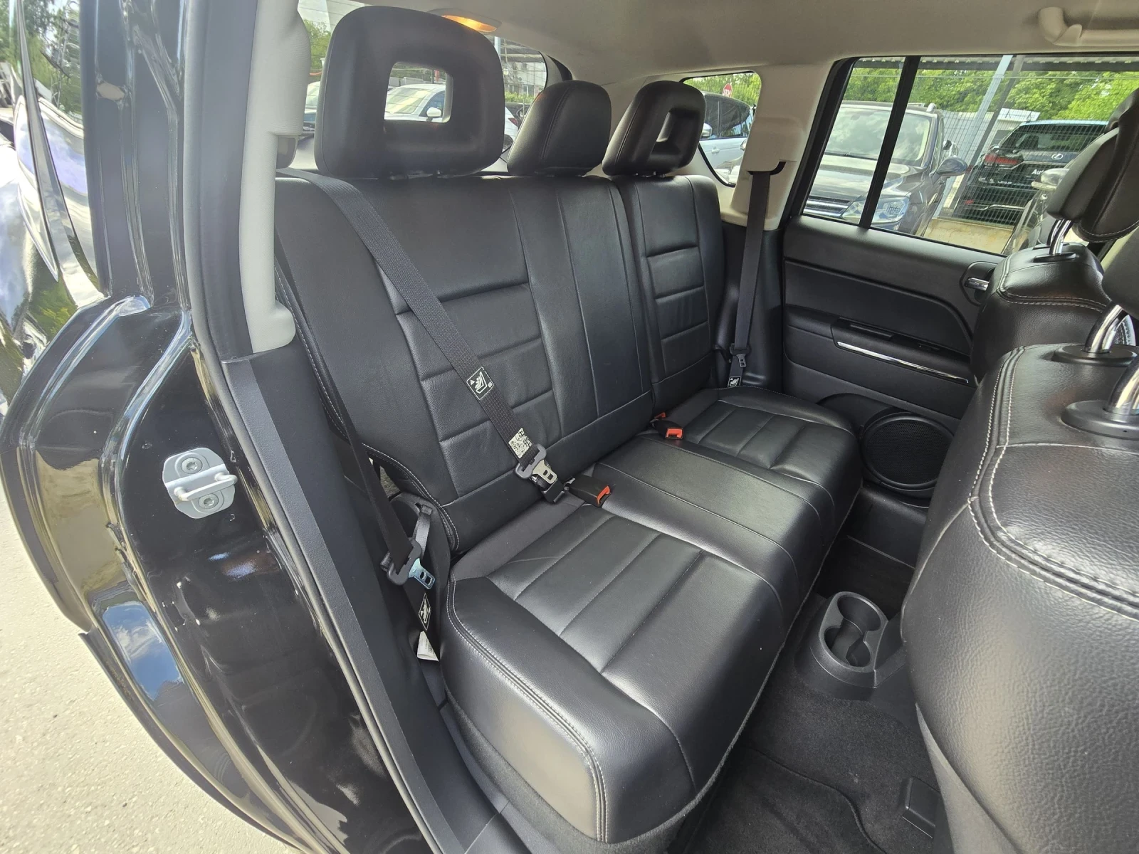 Jeep Compass 2.2crdi Limited 2wd 136к.с, снимка 15 - Автомобили и джипове - 52671408
