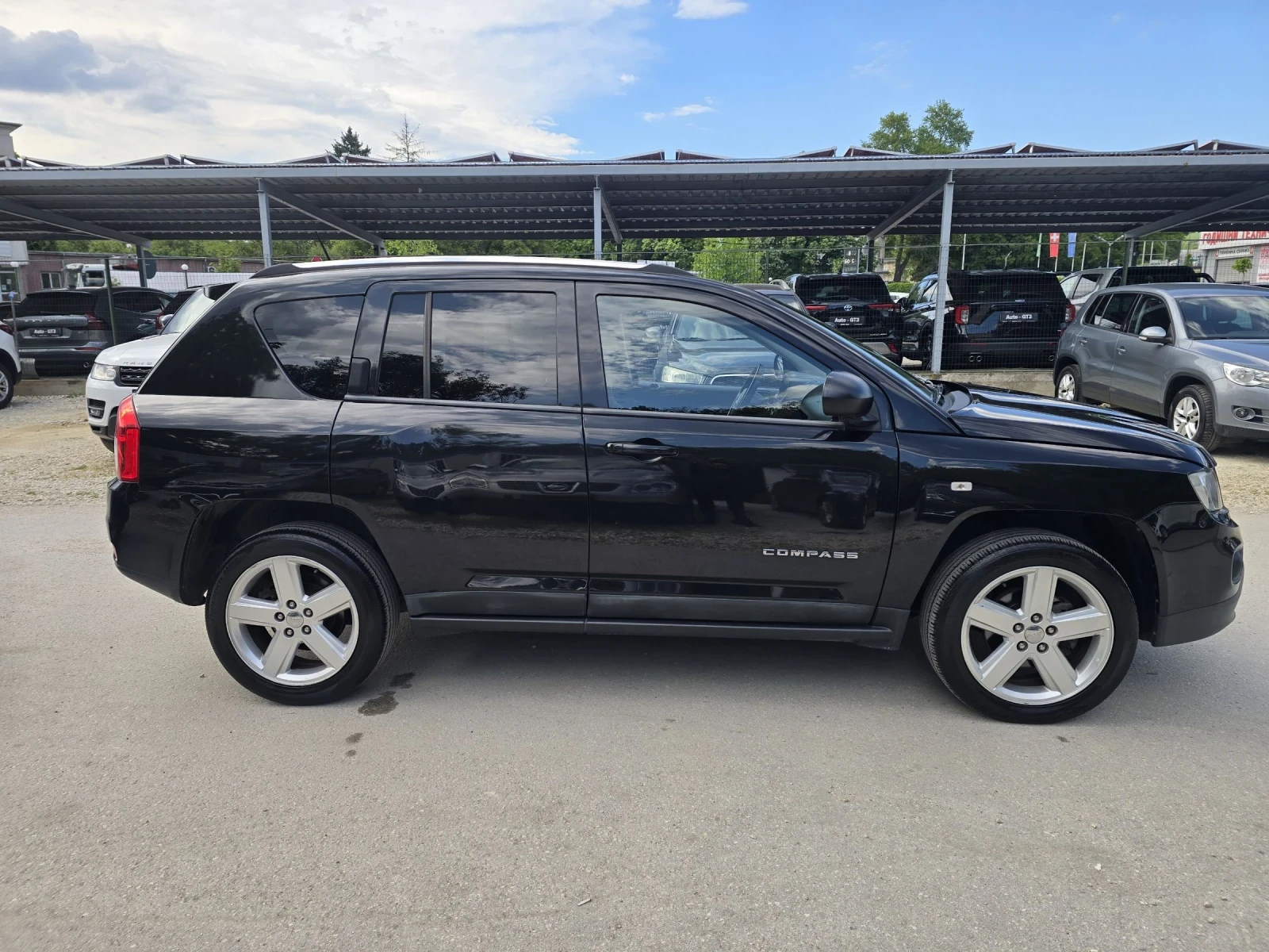Jeep Compass 2.2crdi Limited 2wd 136к.с, снимка 8 - Автомобили и джипове - 52671408