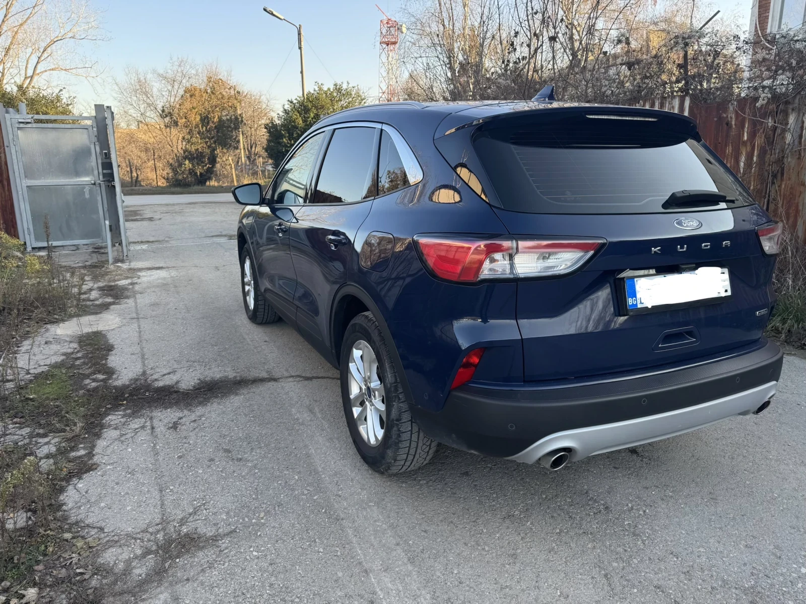 Ford Kuga  - изображение 4