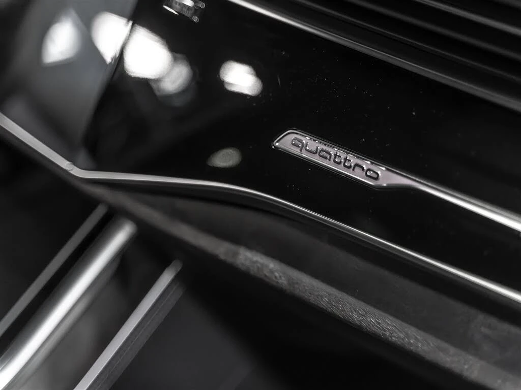 Audi Q8 * S-Line* * HeadUp* A���������* (���� �� ��) | Mobile.bg � ����������� 9