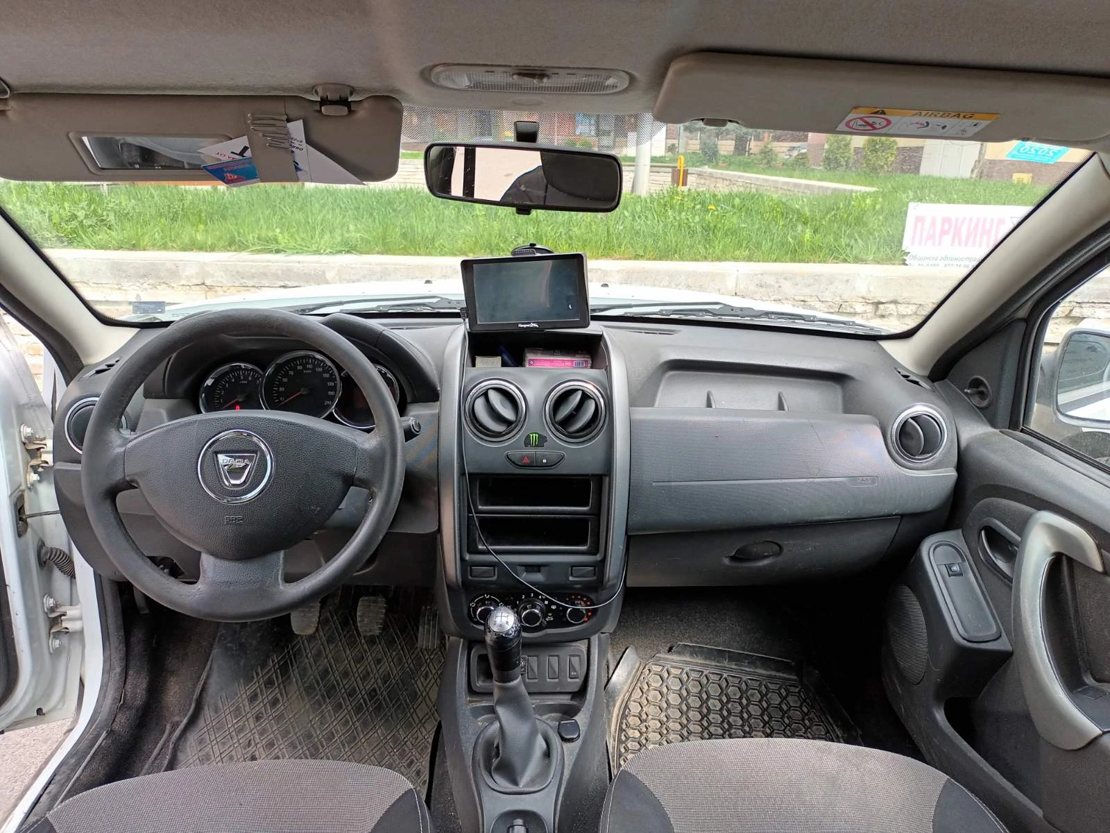 Dacia Duster, снимка 3 - Автомобили и джипове - 54228302